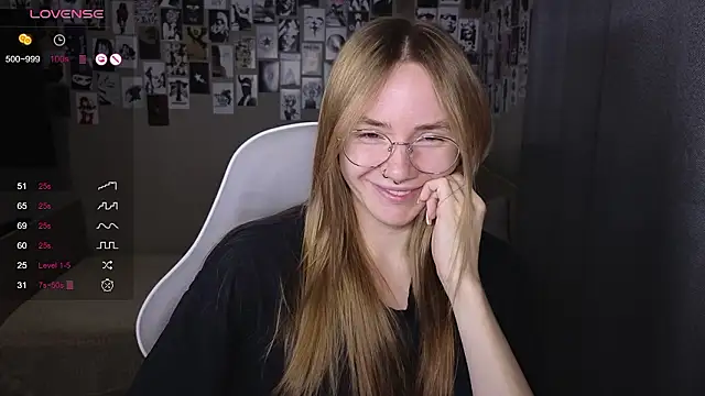 littlevildevil online show from 03/15/26, 11:06