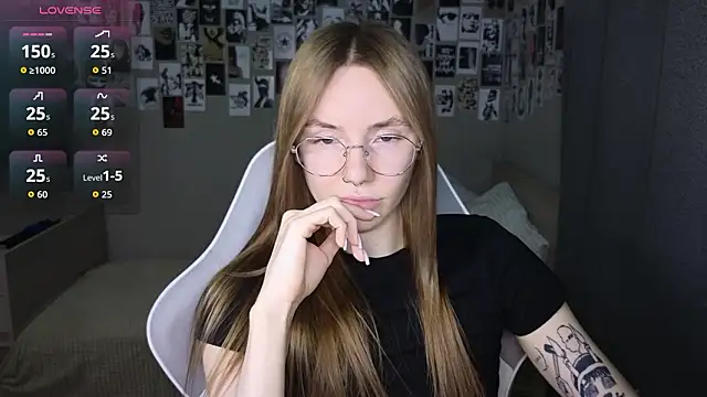 littlevildevil online show from 02/15/26, 11:09