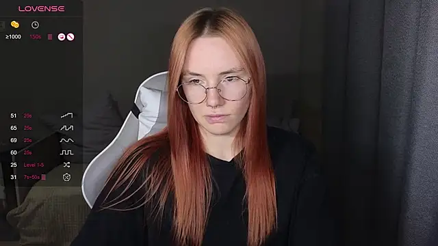 littlevildevil online show from 11/18/25, 10:29