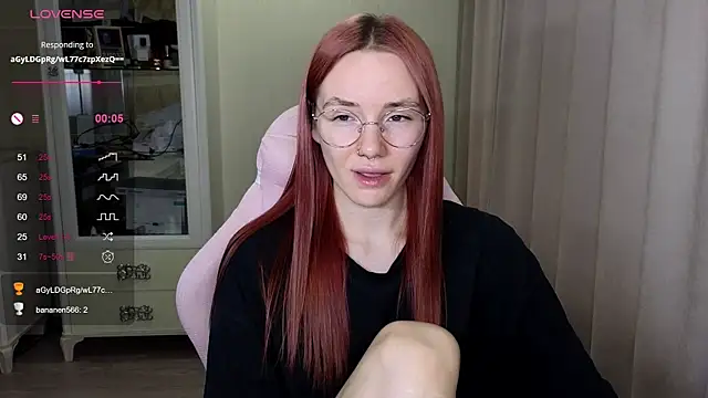 littlevildevil online show from 10/26/25, 10:48