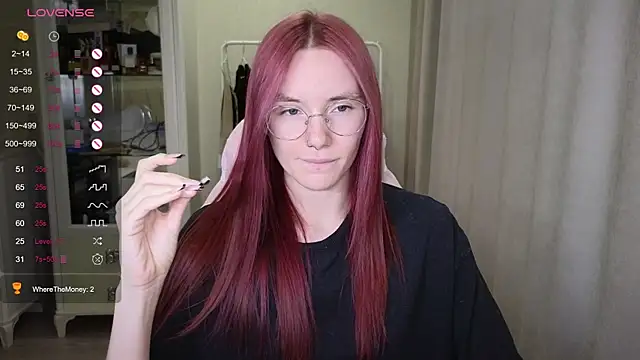 littlevildevil online show from 09/27/25, 11:05