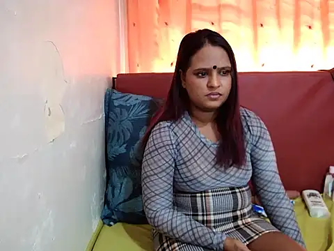 Snapshot of Indian_sunshine chatting on 10/16/25, 06:10 Indian sunshine online show from 10/16/25, 06:10