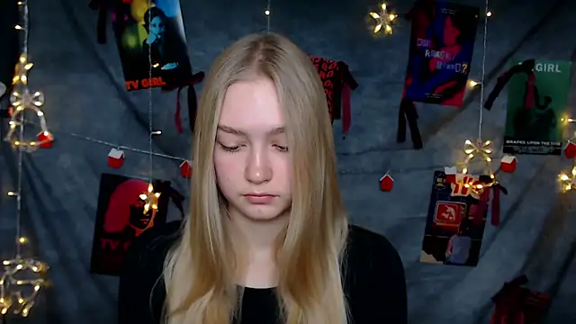 MademoiselleCl online show from 12/18/25, 06:18