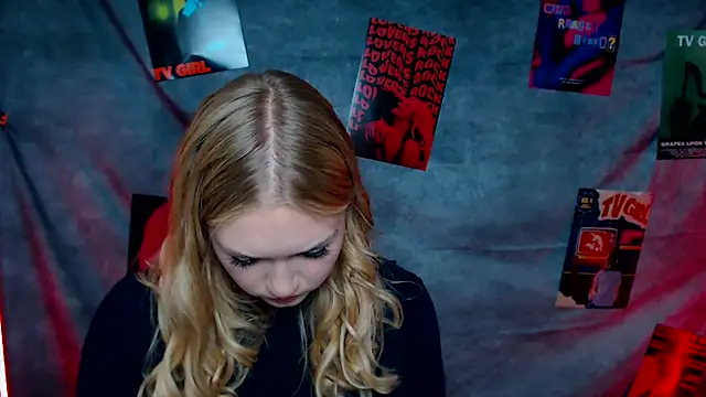 MademoiselleCl online show from 11/07/25, 01:15