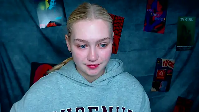 MademoiselleCl online show from 10/17/25, 06:17