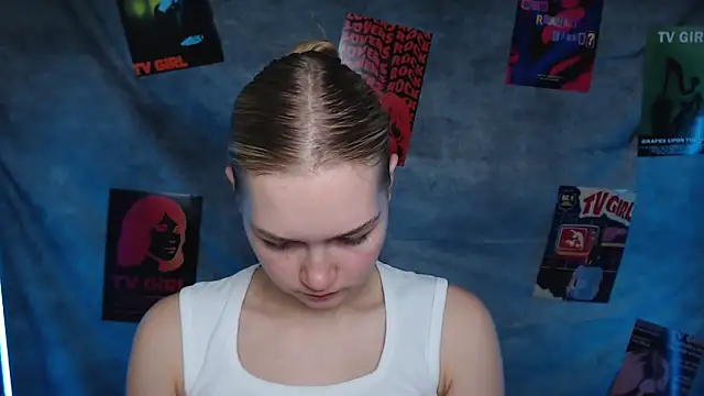 MademoiselleCl online show from 11/13/25, 12:53