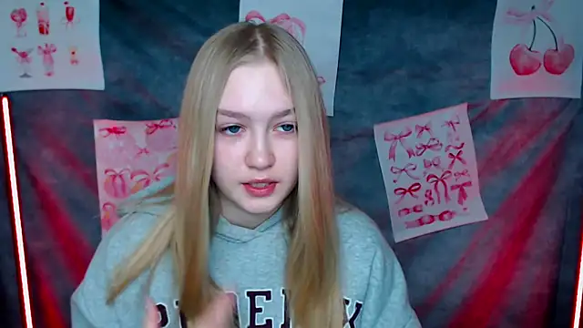 MademoiselleCl online show from 02/10/26, 07:18