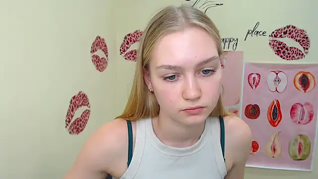 MademoiselleCl online show from 02/18/25, 10:05