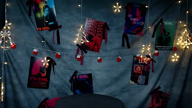 MademoiselleCl online show from 12/15/25, 01:17