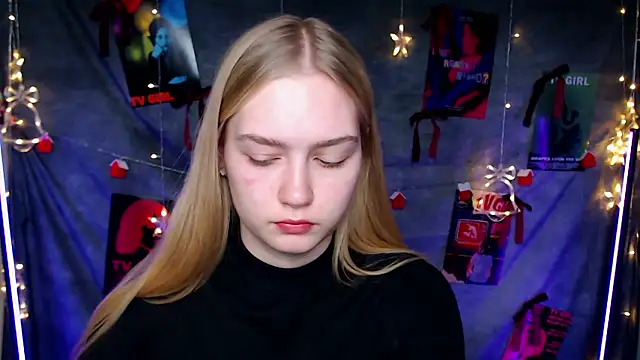 MademoiselleCl online show from 01/12/26, 07:09