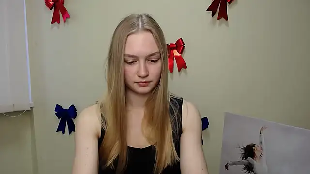 MademoiselleCl online show from 03/14/25, 11:01