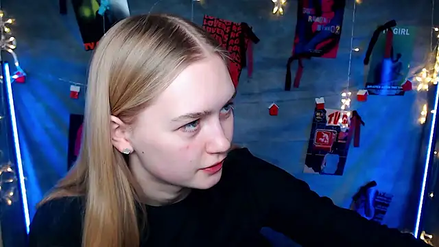 MademoiselleCl online show from 01/19/26, 01:15