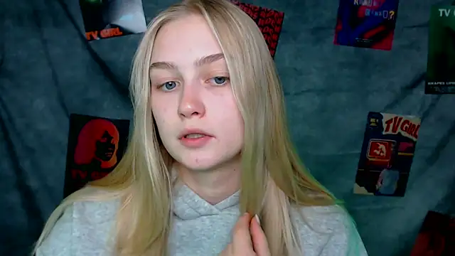 MademoiselleCl online show from 10/07/25, 12:17