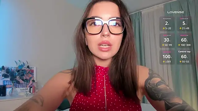 Oh My Dianee online show from 10/24/25, 07:51