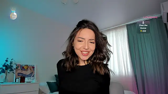 Snapshot of Oh_My_Dianee chatting on 02/10/25, 07:36 Oh My Dianee online show from 02/10/25, 07:36