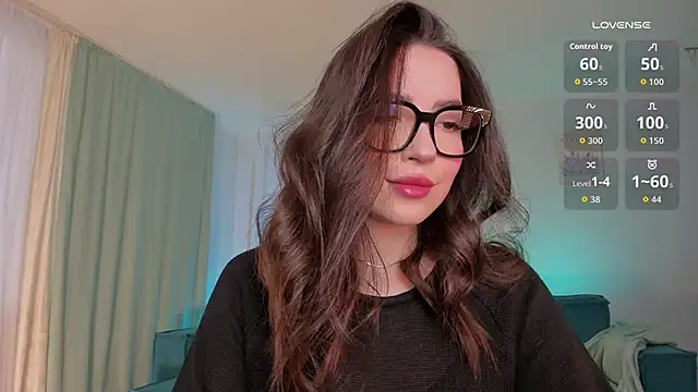 Oh My Dianee online show from 03/19/26, 06:57