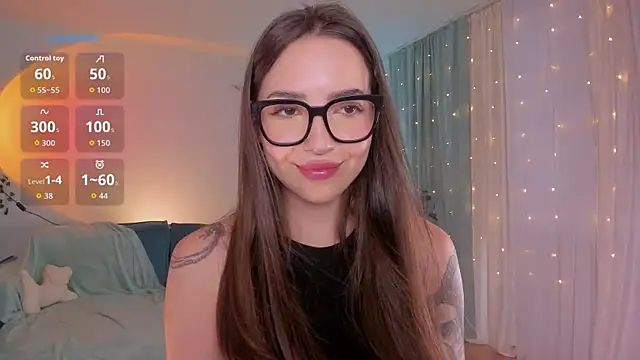 Snapshot of Oh_My_Dianee chatting on 07/17/26, 07:49 Oh My Dianee online show from 07/17/26, 07:49