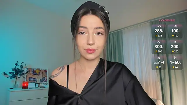 Snapshot of Oh_My_Dianee chatting on 01/10/25, 07:57 Oh My Dianee online show from 01/10/25, 07:57