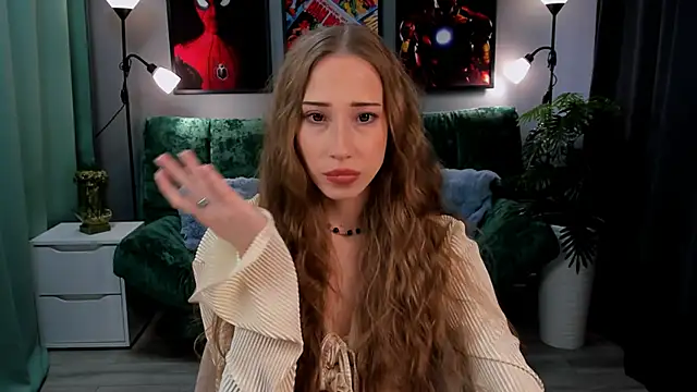 AlexaHarmon online show from 11/13/25, 06:28