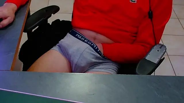 Vlad230323 online show from 12/17/25, 04:56