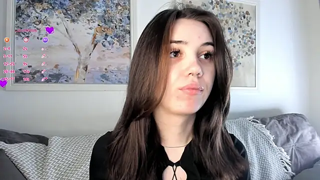 Snapshot of GillianDowdey chatting on 03/07/25, 01:31 GillianDowdey online show from 03/07/25, 01:31