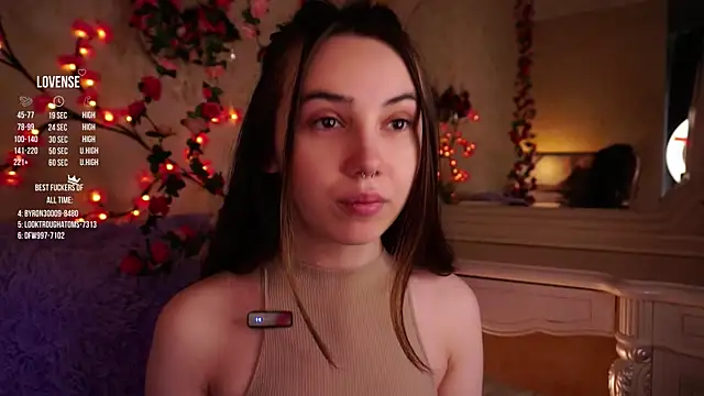 GillianDowdey online show from 10/31/25, 02:41