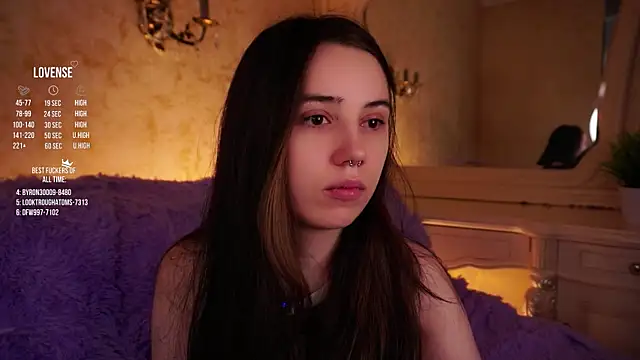 GillianDowdey online show from 10/29/25, 03:16