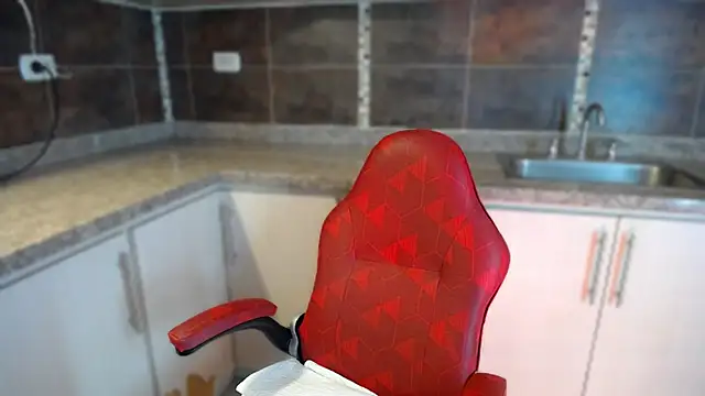 anna alvarez online show from 10/27/25, 12:28