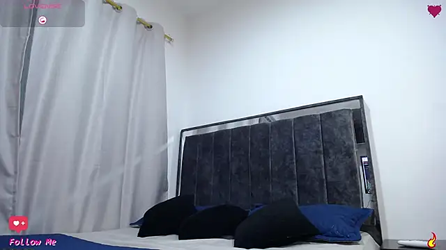 anna alvarez online show from 04/23/26, 01:57