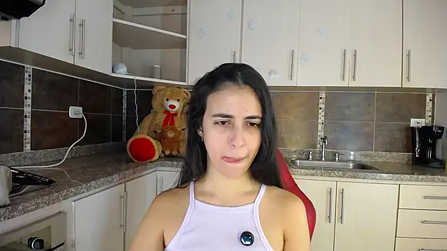 Snapshot of anna_alvarez chatting on 07/10/26, 11:43 anna alvarez online show from 07/10/26, 11:43