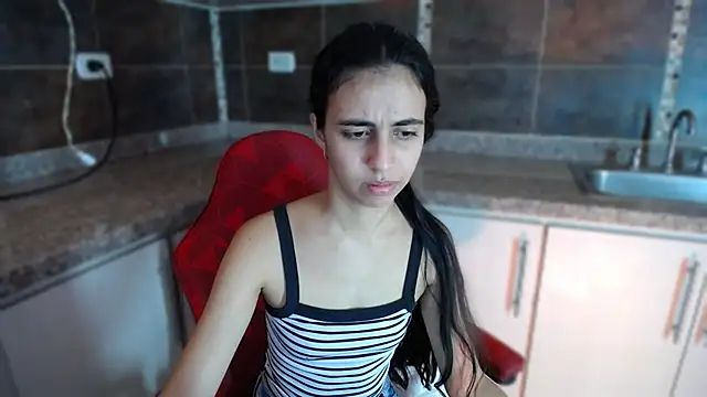 anna alvarez online show from 09/22/25, 01:17