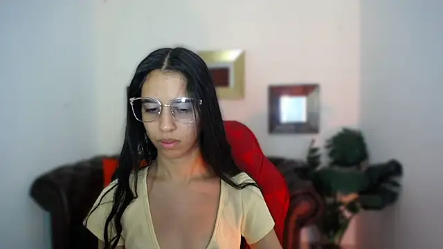 anna alvarez online show from 09/26/25, 12:01