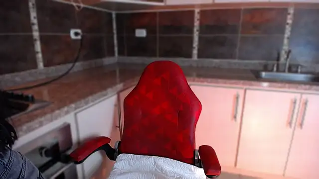 anna alvarez online show from 11/17/25, 12:09