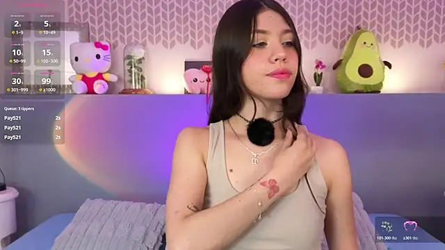 Snapshot of CheryelFox chatting on 06/15/26, 07:24 CheryelFox online show from 06/15/26, 07:24