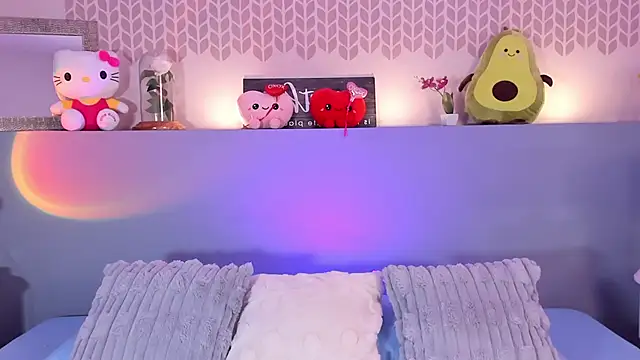 CheryelFox online show from 03/18/26, 09:15