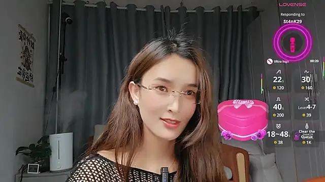 Snapshot of Youth3_ chatting on 03/20/25, 05:15 Youth3 online show from 03/20/25, 05:15