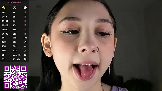 AislyEmbury online show from 11/02/25, 03:00