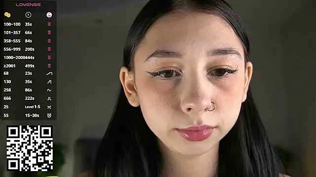 AislyEmbury online show from 11/08/25, 03:54