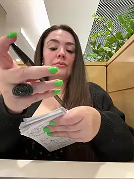 Sophie Eaton online show from 09/27/25, 07:53