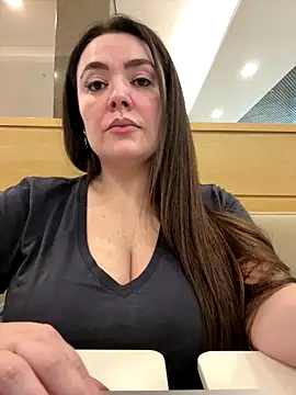 Sophie Eaton online show from 10/06/25, 08:20