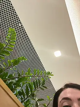 Sophie Eaton online show from 10/09/25, 07:36