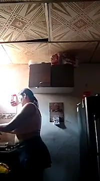 lupita 2023 online show from 02/21/25, 03:32