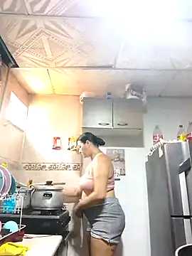 lupita 2023 online show from 03/10/25, 03:20