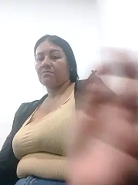 lupita 2023 online show from 04/01/26, 04:26