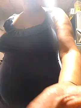 lupita 2023 online show from 09/19/25, 12:58