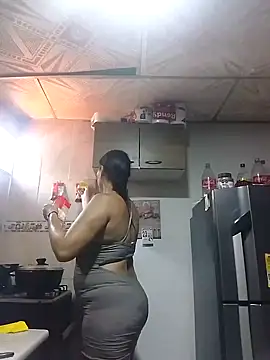 lupita 2023 online show from 02/13/25, 06:05