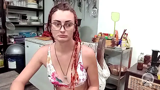 hornyhippies0080 online show from 02/06/26, 03:08