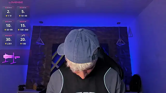 Ian Castillo  online show from 02/13/26, 11:32