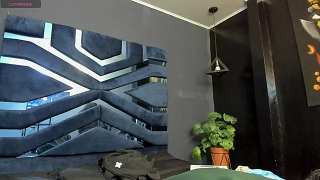 Ian Castillo  online show from 01/13/26, 11:25