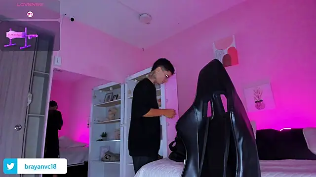 Ian Castillo  online show from 09/29/25, 11:16